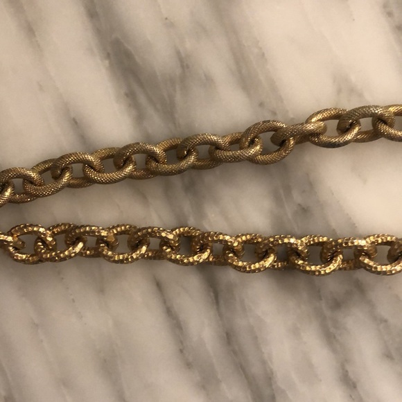 D&G belt chain and necklace - Picture 7 of 7